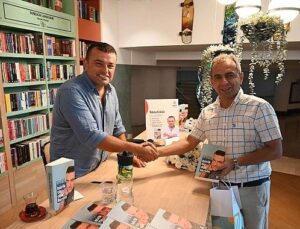 Saffet Yenigün yeni kitabını okuyucuyla buluşturdu