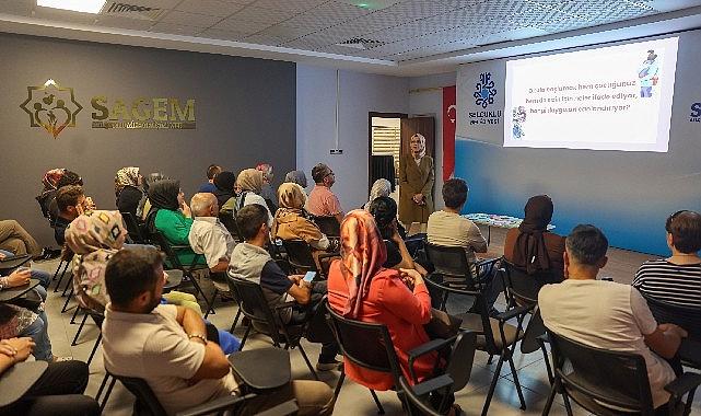 SAGEM’den ebeveynlere okula ahenkte ailenin rolü bahisli seminer