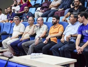 Sporun Merkezi Selçuklu’da Masa Tenisi Heyecanı Yaşandı