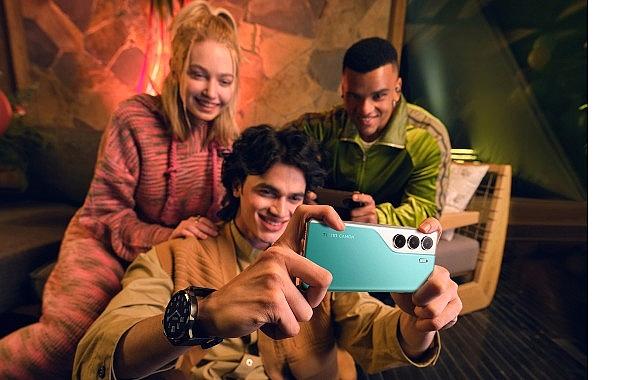 TECNO CAMON 40 Serisi: Üst Segmenti Zorlayan Yapay Zekâ ve Kamera Gücüyle Alanda