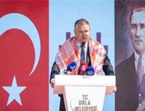 Urla’nın klâsik bağbozumu şenliği renkli imajlarla başladı
