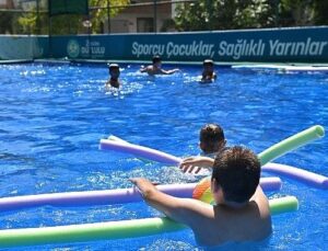 6 Binden Fazla Öğrenci Yazı Havuzlarda Geçirdi