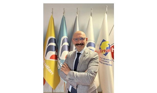 Anne-babalara davet: Lise periyodunda yalnızca notlara değil, çocuğunuzun gelişimine odaklanın