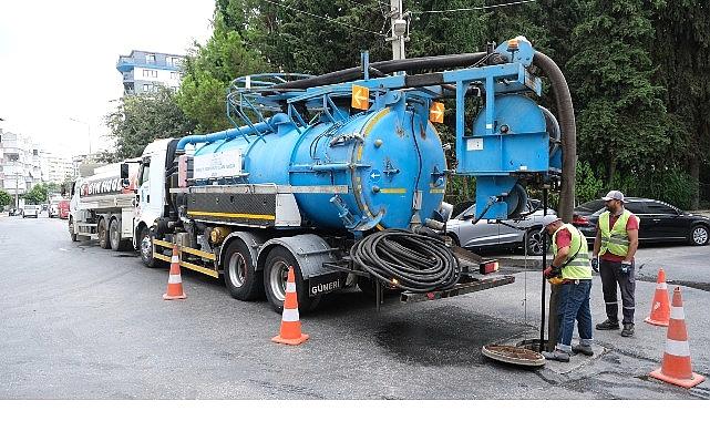 ASAT Alanya’da yağmursuyu sınırlarını temizliyor