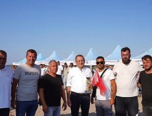Ayvalık’ta Birinci Kere Rahvan At Yarışları Düzenlendi