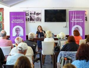 Bakırköy’de “Alzheimer ile Yaşamak” Söyleşisi