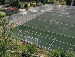 Büyükşehir’den Kocaeli’ye 11 yeni futbol alanı