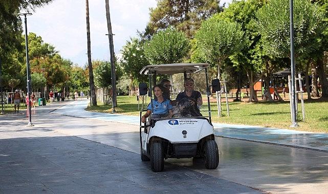 Büyükşehir’den Konyaaltı Kıyısı’nda paklık seferberliği