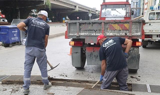 Canik Belediyesi, mazgal paklığı çalışmalarına aralıksız bir halde devam ediyor.