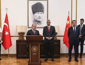 DEÜ Rektörü, Sağlık Bakanı Heyetiyle Çin’de