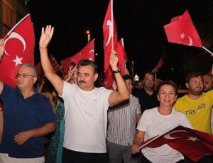 Dikili ve Çandarlı’da Kurtuluş Coşkusu
