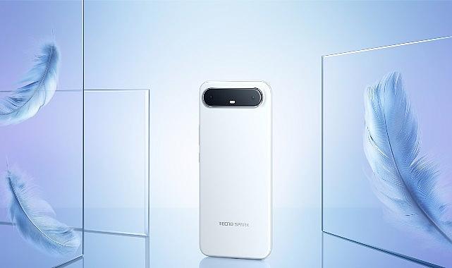 Dünyanın en ince kavisli akıllı telefonu çok yakında Türkiye’de!