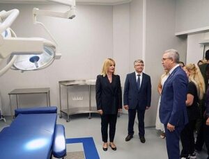 EÜ Diş Hekimliği Fakültesi ‘yaşlı ve engelli dostu’ son basamak hastane olarak hizmet veriyor