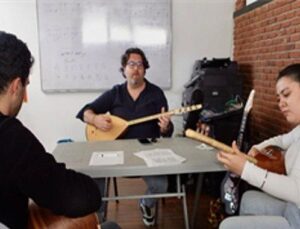 Genç İzmir’in fiyatsız müzik kursları için müracaatlar sürüyor