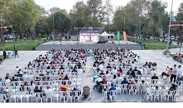 İnegöl Tribününden Ulusallara Tam Takviye