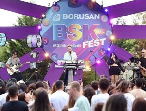 İskender Paydaş ve Orkestrası Borusanlılar için süper bir konser verdi