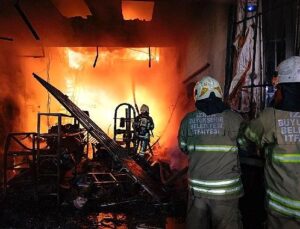 İzmir İtfaiyesi 8 ayda 11 bin 564 yangına müdahale etti