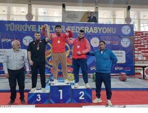 Kahramankazan Belediyespor Halter Ekibi, Türkiye Şampiyonası’nda 4. oldu