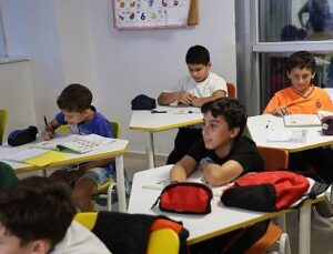 Kartepe Genç Akademi’de Eğitimler Başladı