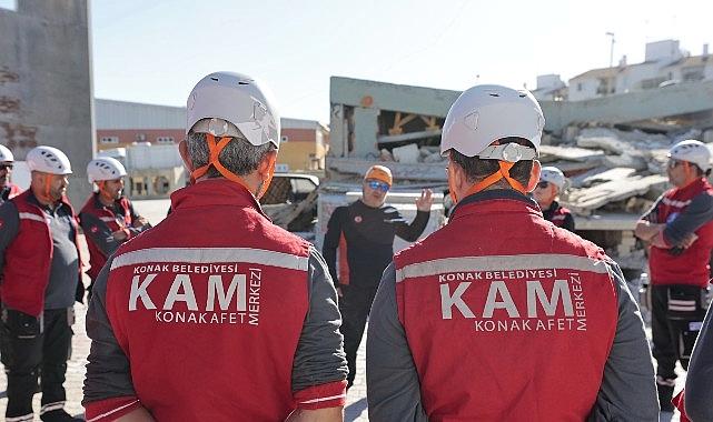 ​Konak’ın hayat kurtaracak timi alana indi