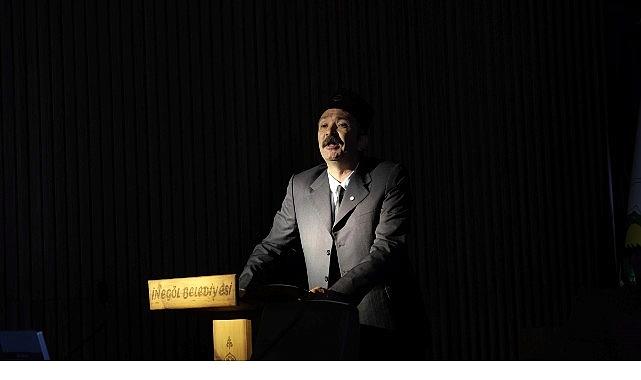 Kurtuluşun İzleri İnegöl Belediye Meclisinde Canlandı