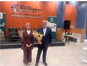 Kütüphane buluşmalarında tarihe seyahat
