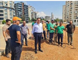 Lider Abdullah Özyiğit iki mahallede çalışmaları yerinde inceledi