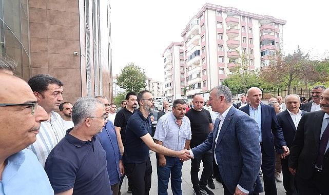 Lider Büyükakın, Gebzeli servisçilerle bir ortaya geldi