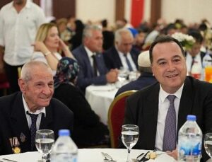 Lider Dutlulu Şehit Yakınları ve Gazileri Ağırladı