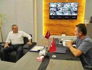 Lider Mesut Ergin’den Altınova’ya Ziyaret