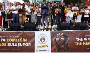 Menemen Belediyesi Uluslarası Çömlek Şenliği’ne süper final