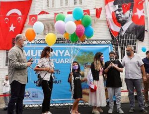 Mudanya Kitap Fuarı’nda balonlar demir için göğe yükseldi