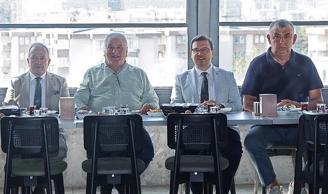 Nilüfer Belediyespor Kulübü Bursa voleyboluna taraf verenlerle buluştu