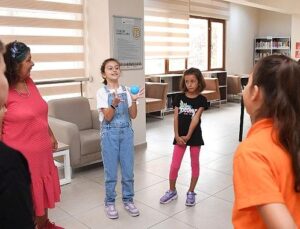 Osmangazi’de çocuklara yazma alışkanlığı kazandıran atölye