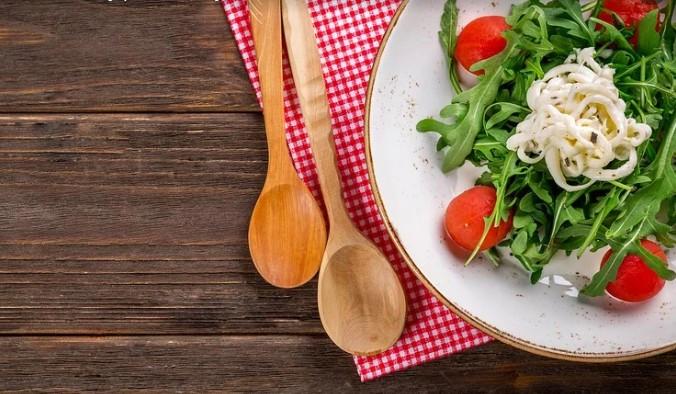 Sürekli dışarıdan yemek hastalıklara davetiye çıkarıyor!