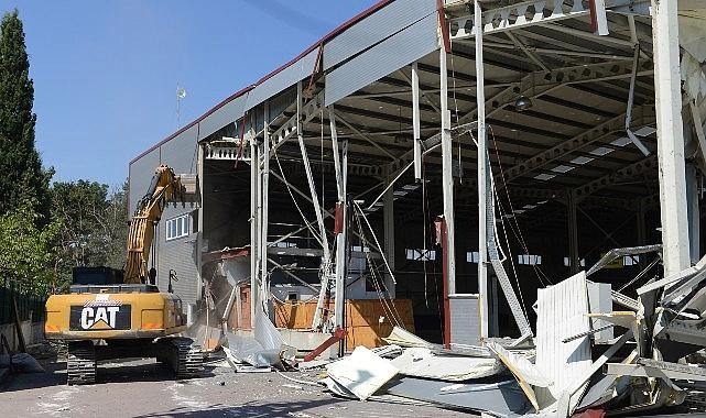 Tahtalı Mahallesi’nde 3 kaçak yapı yıkıldı