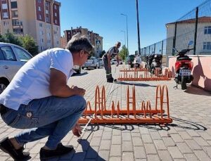 Yeni bisiklet park istasyonları konumlandırılıyor