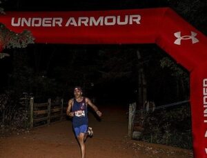 Yüzlerce Koşucu 18. Under Armour Gece Koşuları’nda Hudutları Zorladı