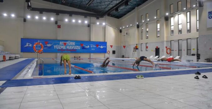 Ankara Sincan Atatürk Yüzme Havuzu ve Spor Kompleksi Yoğun İlgi Görüyor