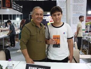 Antalya Kitap Fuarı’na öğrencilerden ağır ilgi