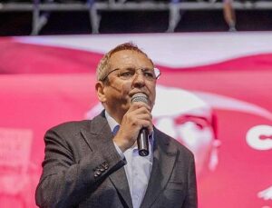 Ayvalık’ta Cumhuriyet’in 102. Yılı Coşkusu!