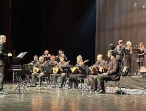Bakırköy’de Cumhuriyet Coşkusu Türk Halk Müziği konserleriyle başladı