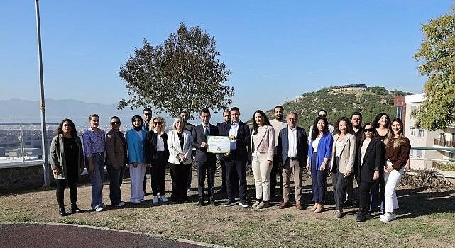 Bayraklı Belediyesinden Çevreci Muvaffakiyet – İlçe Geneli “Sıfır Atık Belgesi” Alındı