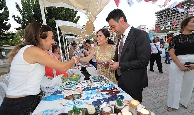 Bayraklı’nın üreten bayanlarına özel stant