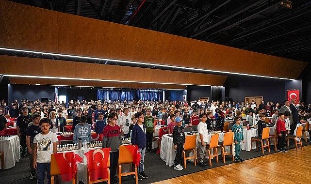 Beylikdüzü’nde 29 Ekim’e Özel Satranç Turnuvası