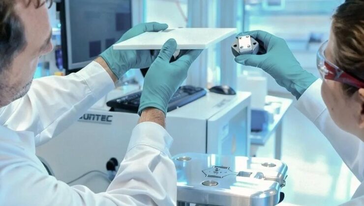 Bilimde Çığır Açan Gelişme: Sentetik Buz Artık Gerçek Buz Kayganlığında!