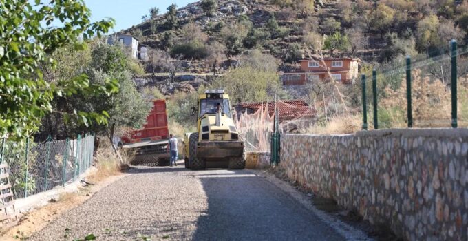Bozburun’da 10 Bin Metrekarelik Yol Çalışması Tamamlandı