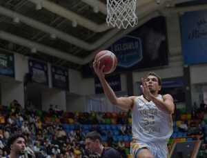 Büyükşehir Belediyespor Basketbol ve Voleybolda Hezimet Yüzü Görmüyor