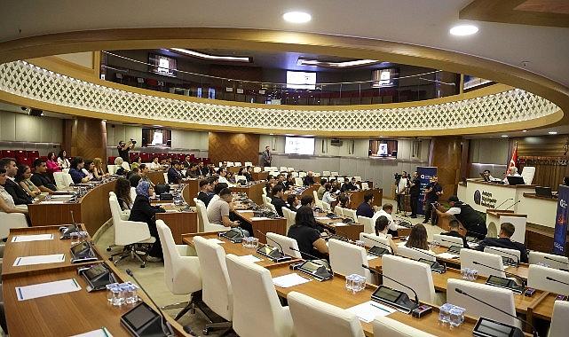Büyükşehir Gençlik Meclisi kentin geleceğine ışık tutuyor