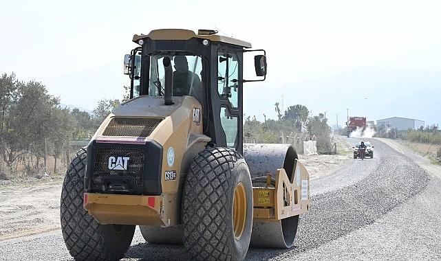 Büyükşehir Turgutlu’da 10 Kilometrelik Sathi Kaplama Çalışmasını Tamamladı